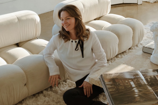 NYX Awards Interview with Lana VlasovaDeesse Media, 